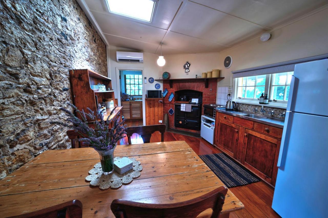 Cherry Plum Cottages بور فيري المظهر الخارجي الصورة